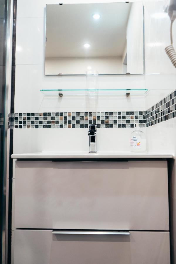 Kimia House Apartment Osny Luaran gambar