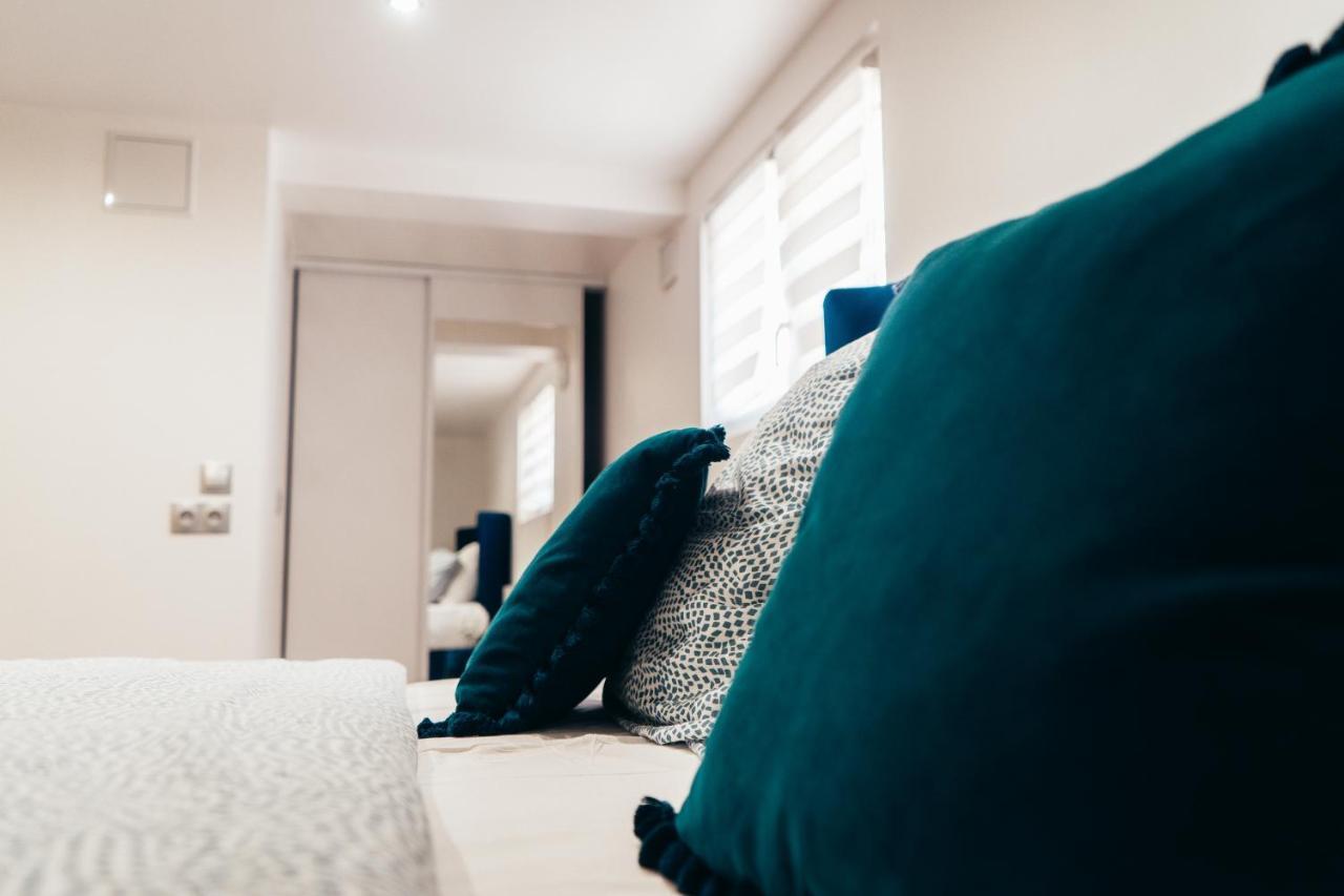 Kimia House Apartment Osny Luaran gambar